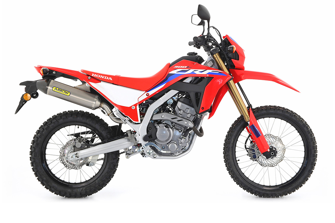 ARROW Escape THUNDER Titanio para Honda CRF250 / CRF300 Año del modelo 2017-