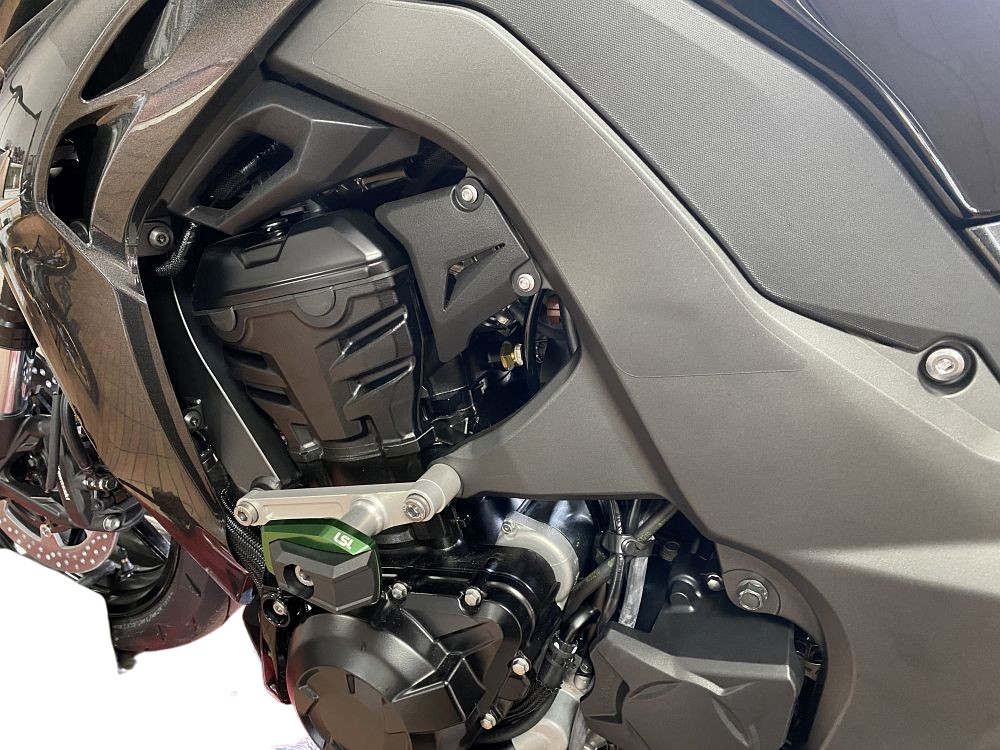 Kit de montaje de protectores de motor LSL para Kawasaki Z1000 ABS, 2010-