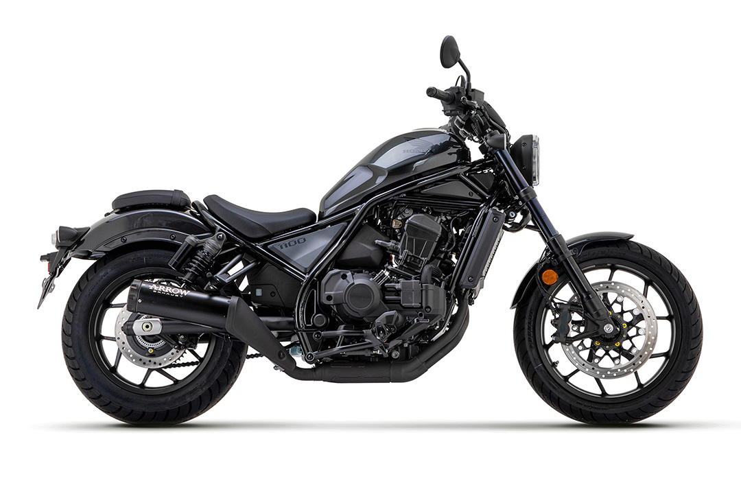 ARROW Escape REBEL DARK Slip-On con tapa final de aluminio negra para Honda CMX 1100 Rebel año de modelo 2021-