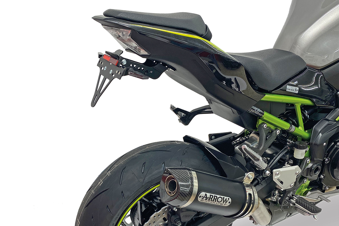 Kit Kawasaki Barracuda BLACK EDITION para Kawasaki Z900 2021-2022