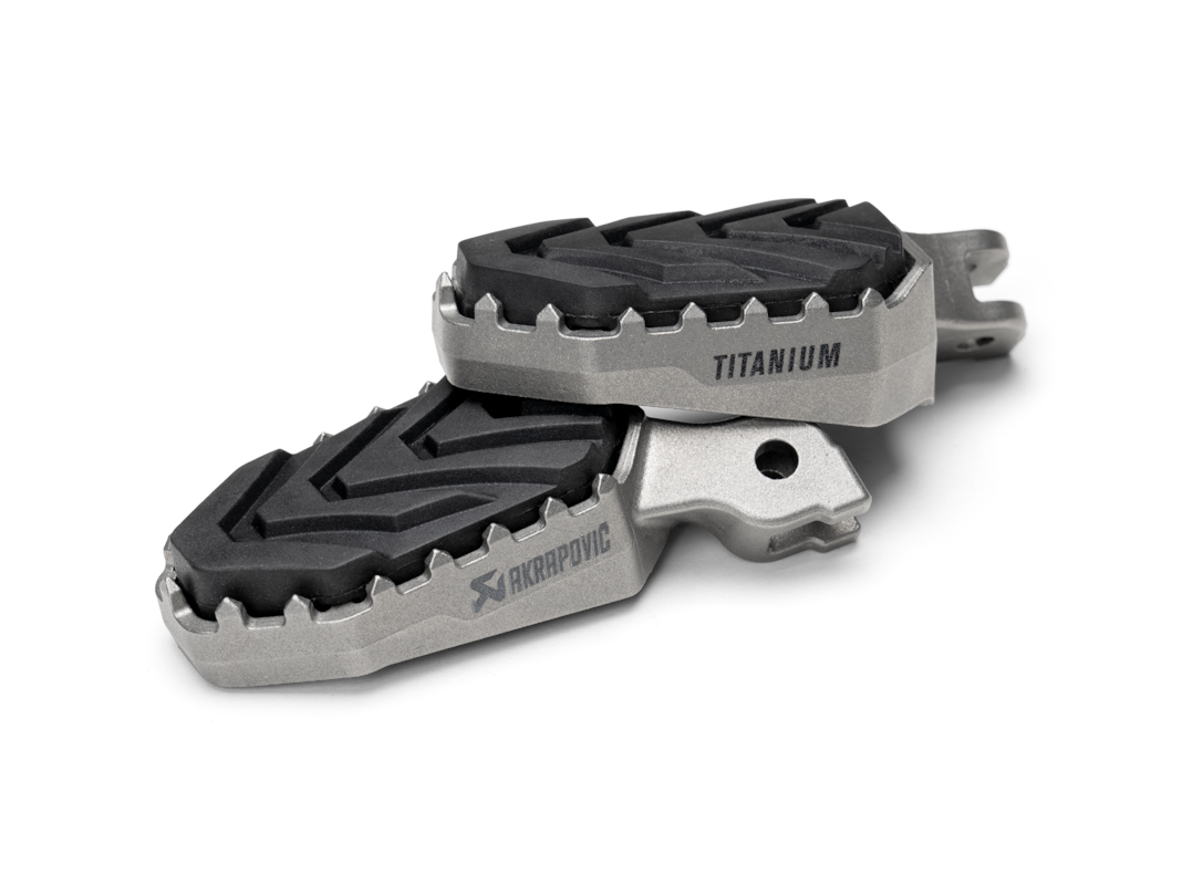 Akrapovic Adventure estriberas de titanio para Ducati Multistrada V2, S, V4, S, RS, Rally