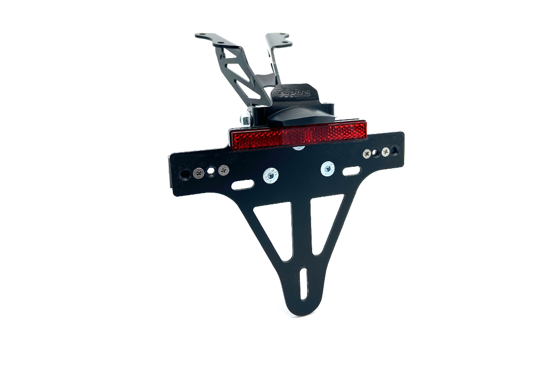 Soporte de matrícula alpha Technik para Yamaha MT09 / Tracer 900, Tipo RN29 / RN43 / RN57 Año del modelo 2015-