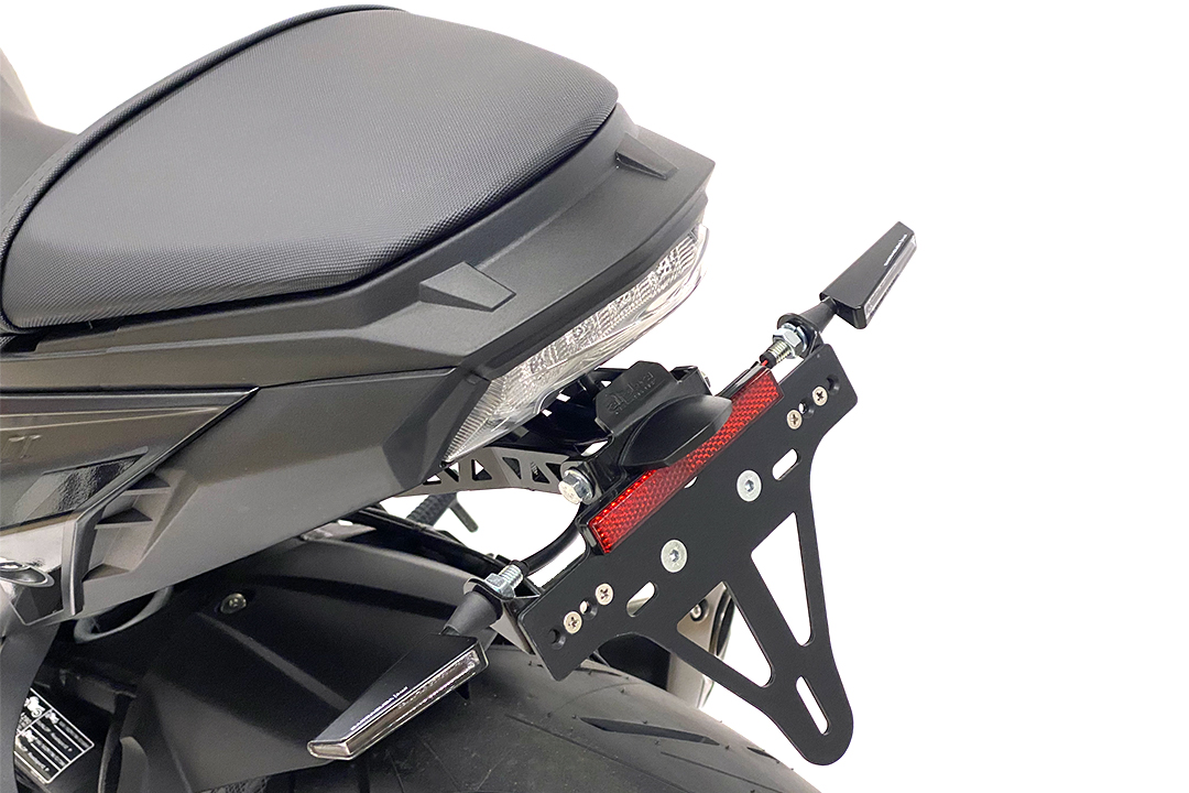 Soporte de matrícula alpha Technik para Suzuki GSX-S1000 y GSX-S950, Tipo WEK0, WEK1, WEK2, Año del modelo 2021-