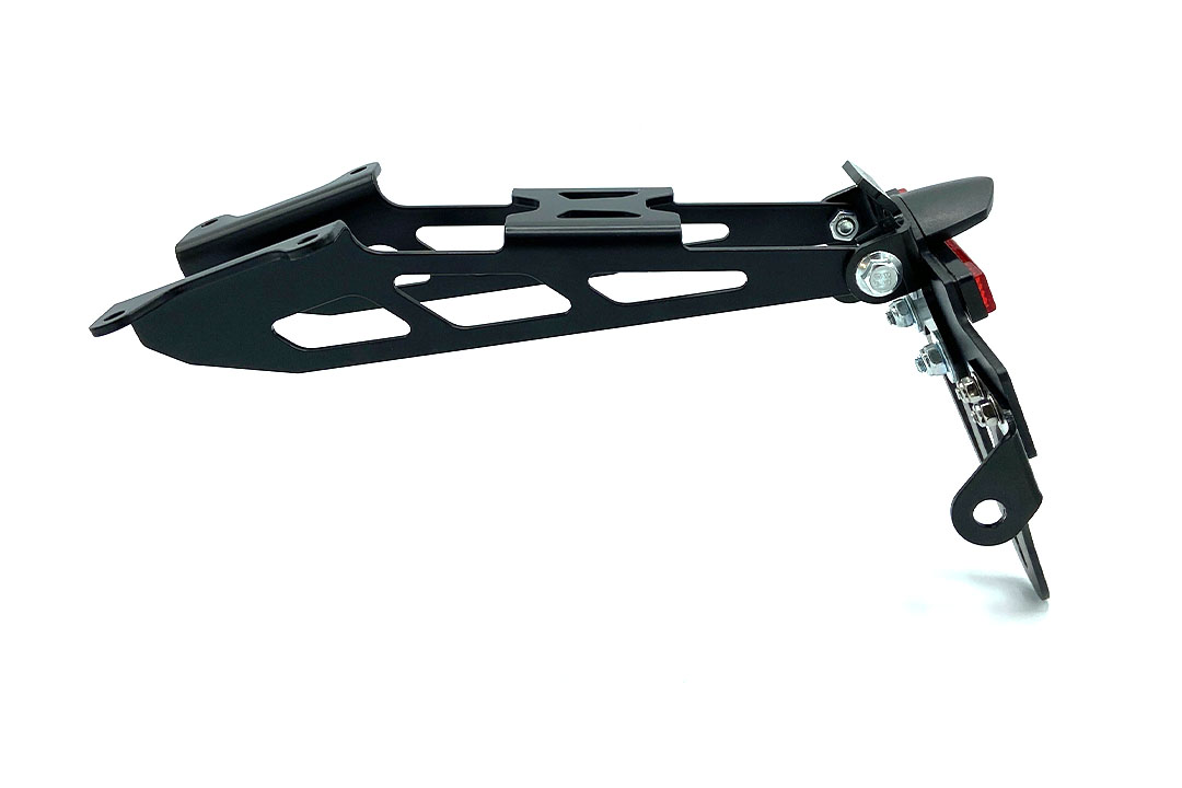 Soporte de matrícula alpha Technik para Yamaha MT-09 / MT-09 SP, Tipo RN69 / RN82 / RN83, a partir del año de modelo 2021-