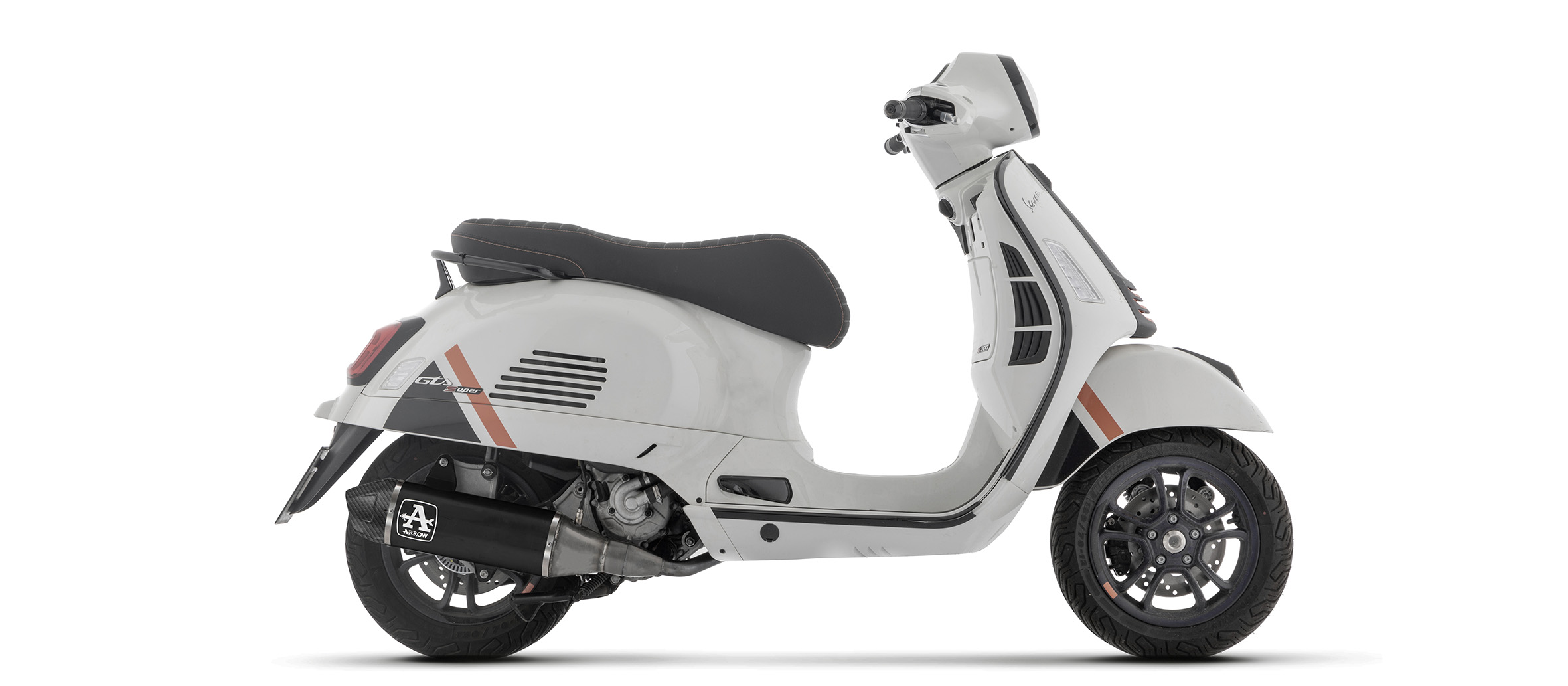 Escape ARROW DARK URBAN para Vespa GTS310 2025-, aluminio negro con tapa de extremo de carbono, sin homologación callen