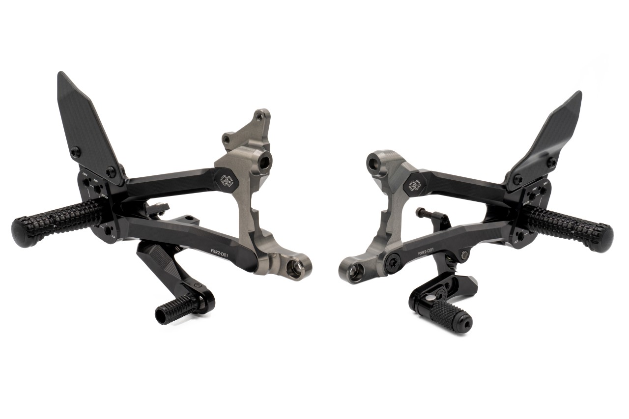 Estriberas GILLES FXR reposapiés para Ducati Panigale V4, 2019-2024