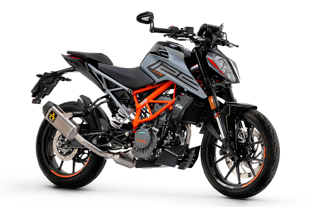 Escape ARROW INDY RACE Titanio para KTM 125 Duke y KTM 390 Duke a partir del año de modelo 2021-