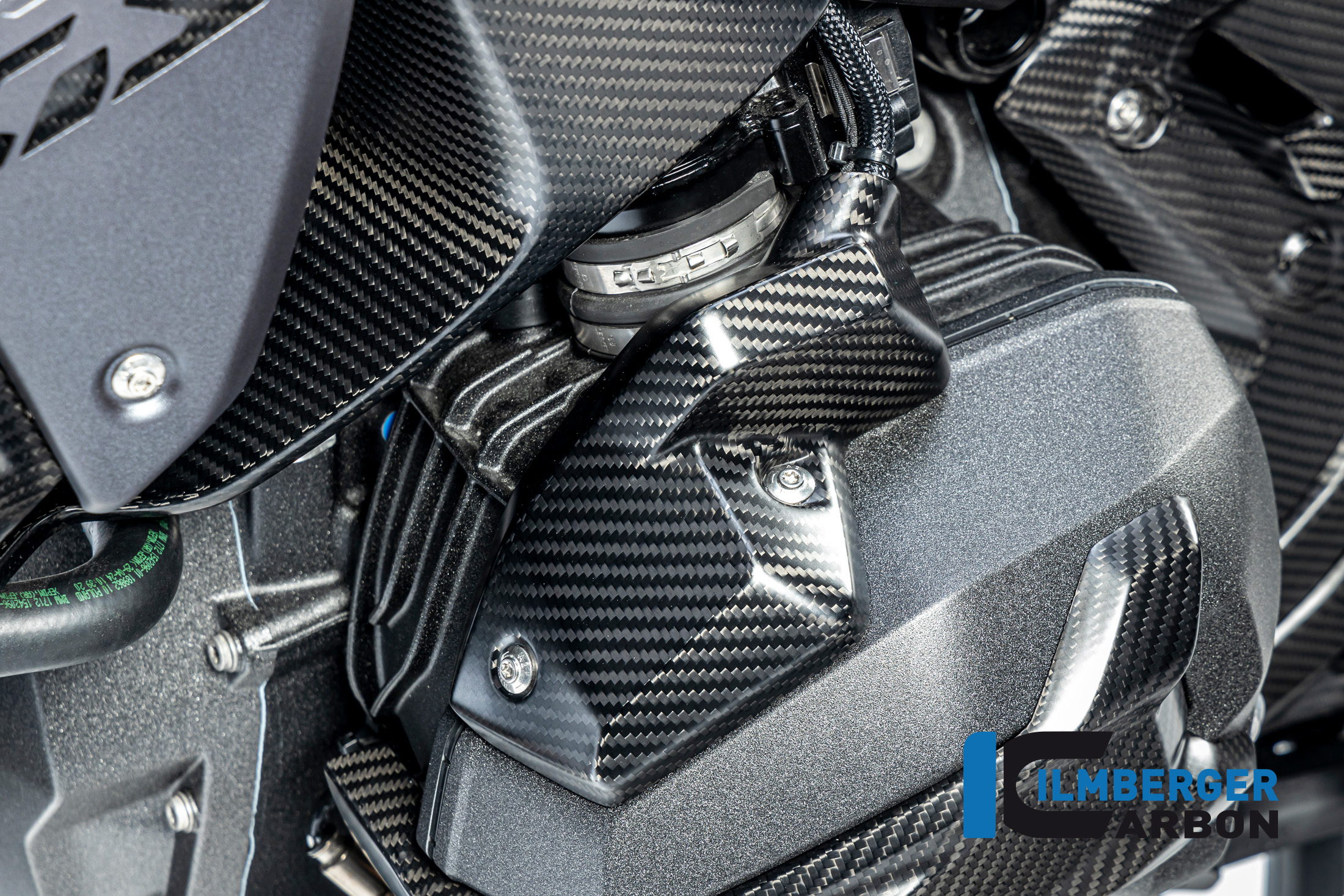 Cubierta de inyectores de carbono Ilmberger lado izquierdo, mate, BMW R1300GS 2023-