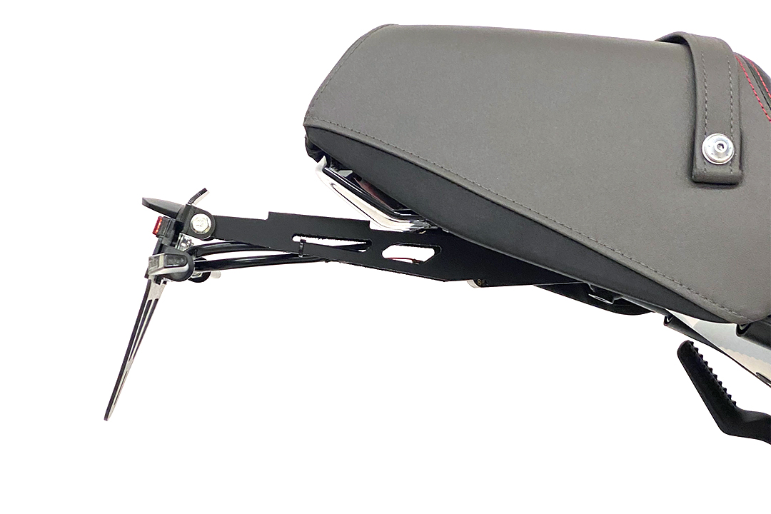 Soporte de matrícula alpha Technik para Yamaha XSR 900 / XSR 900 GP, a partir del año de modelo 2022-