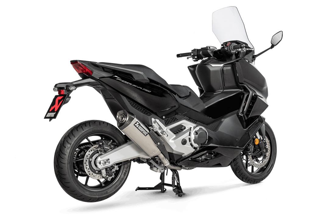 Escape Akrapovic Slip-On Line (Titanio) para Honda X-ADV a partir del año de modelo 2017-2023 y Forza 750 a partir del año de modelo 2021-2023