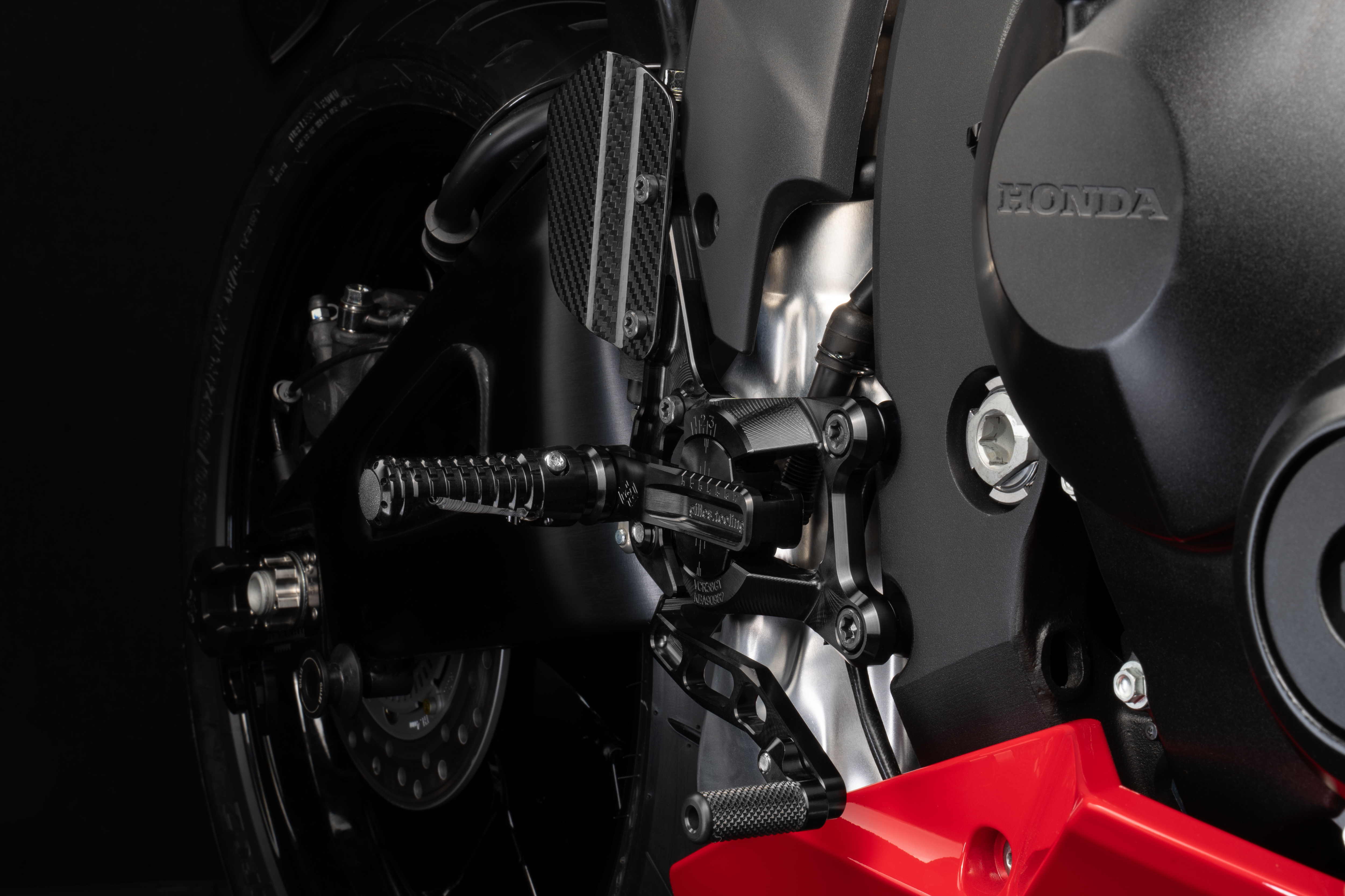 Sistema de estriberas GILLES VCR reposapiés Honda CBR600RR 2023-