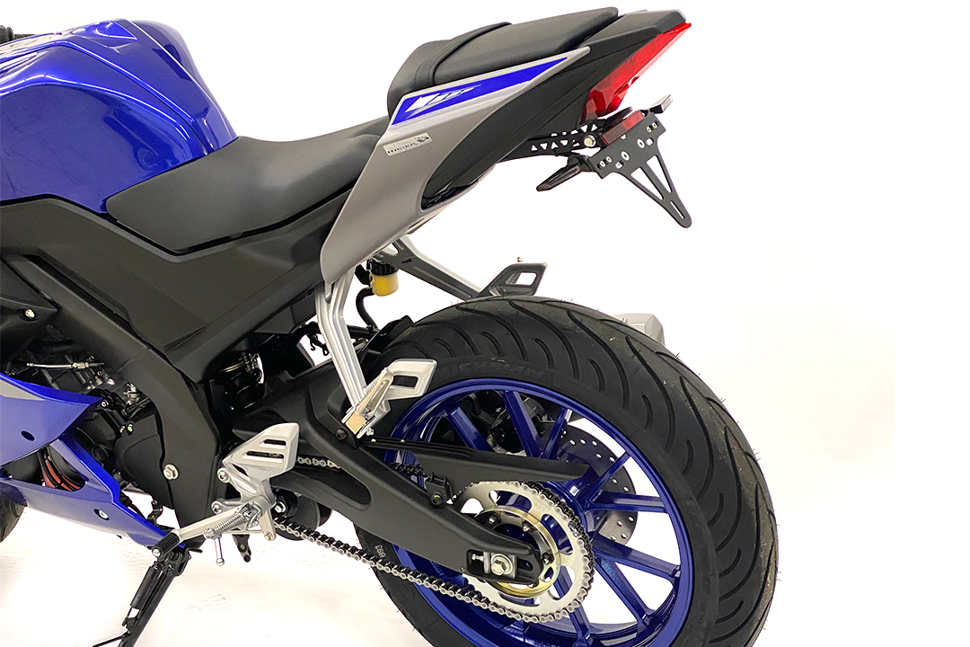 Soporte de matrícula alpha Technik para Yamaha YZF-R125 / R125 / YZF125-A, a partir del año de modelo 2021-