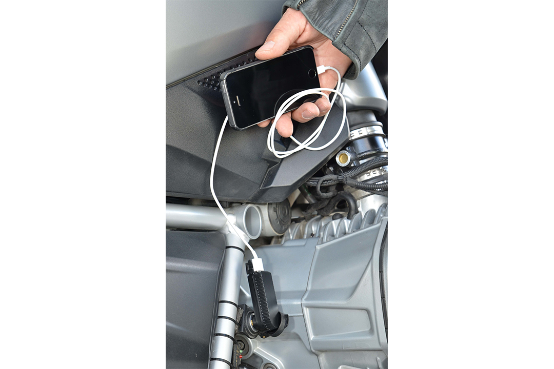 BAAS USB4 ángulo-Cargador USB 5V 2A