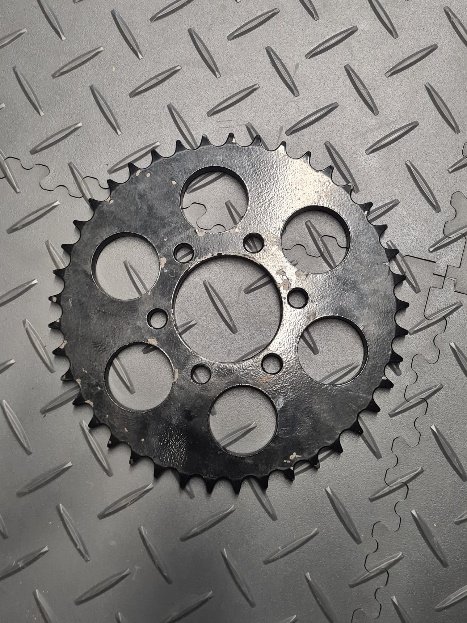 corona de acero, 41 dientes, paso 530