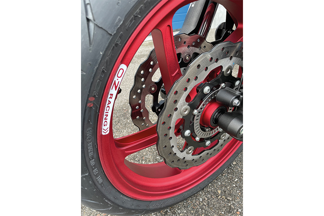 OZ Piega Kit de conversion llantas 17" forjadas en aluminio Yamaha Tenere 700, rojo mate, a partir de 2019
