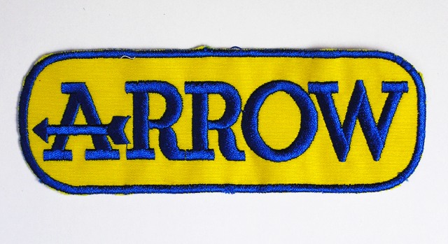 Parche ARROW 88 mm x 33 mm