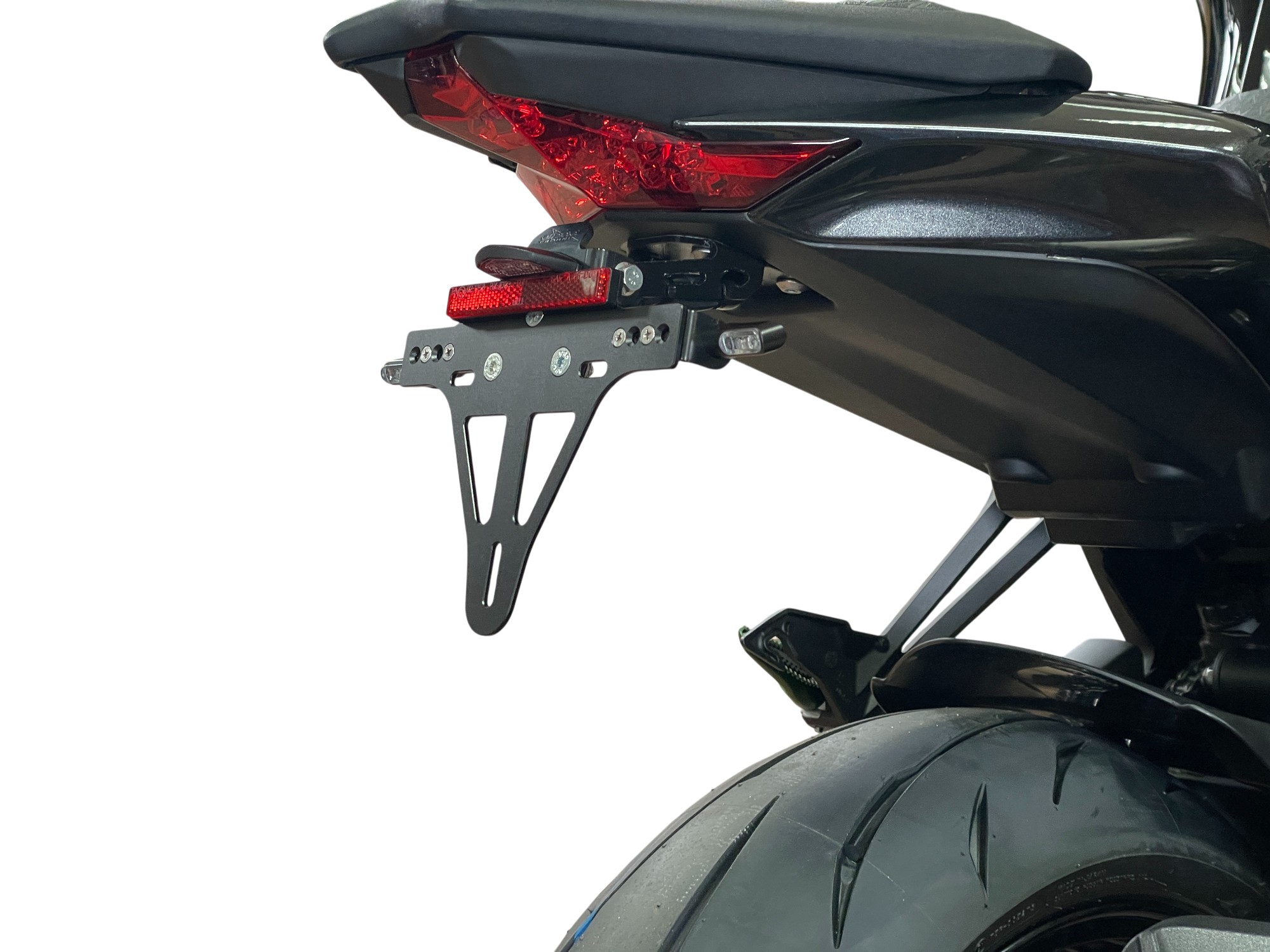Soporte de matrícula alpha Technik Kawasaki Z1100 / Z1100 SE, año del modelo 2025-