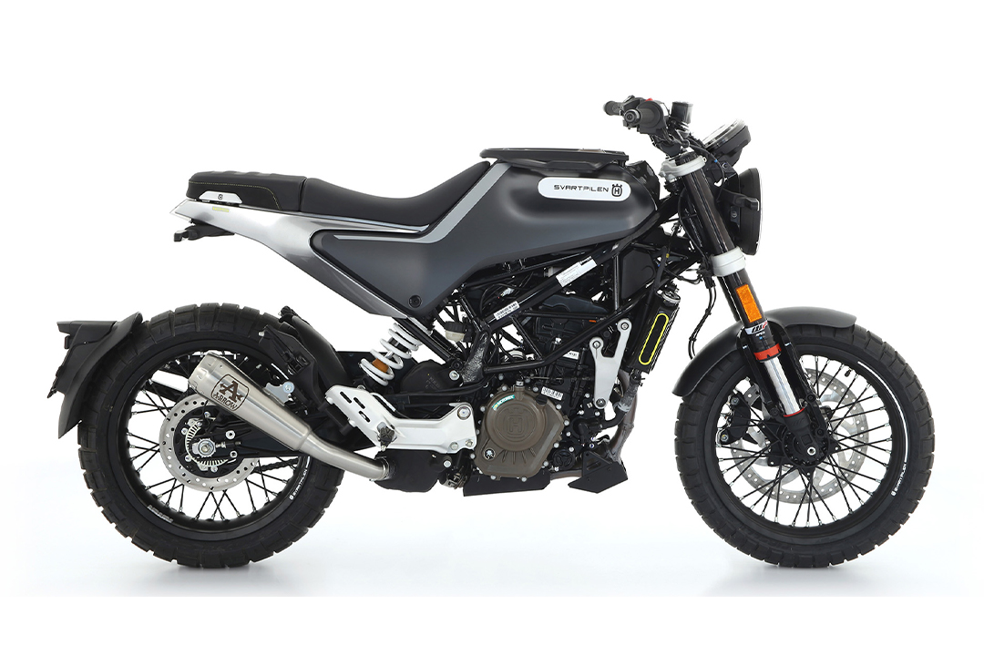 ARROW Escape PRO RACE para Husqvarna Svartpilen 125 2021-, Acero Inoxidable