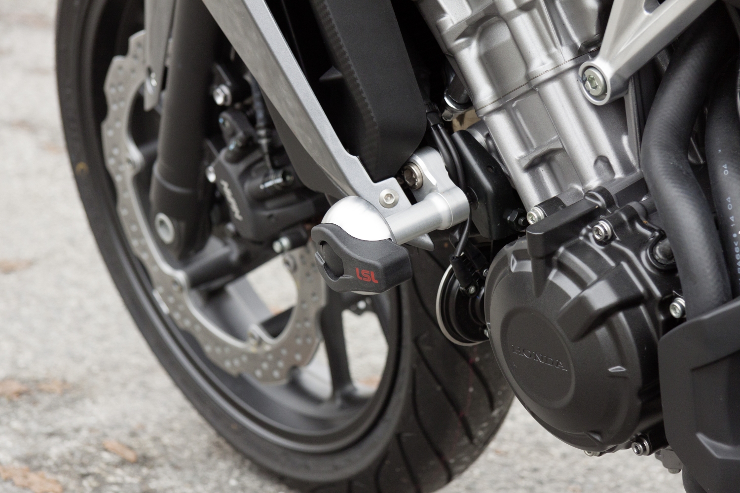 Kit de montaje de protectores de motor LSL para Honda CB650F, 2014 -, con placas adaptadoras