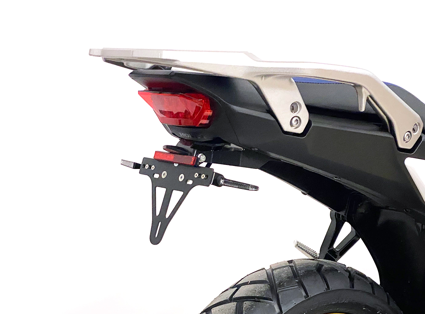 Portamatrículas alpha Technik para Honda XL750 Transalp, Tipo RD16 / RD17, Año del modelo 2023-