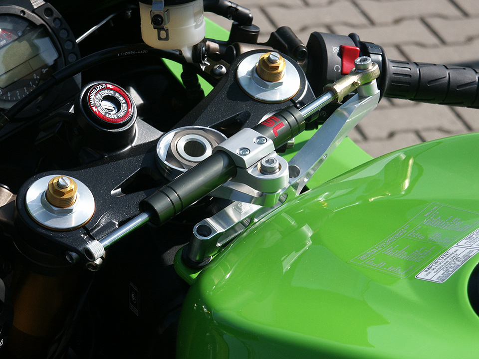 Kit de amortiguador de dirección LSL con informe técnico para ZX-10R, 2004-2005, titanio