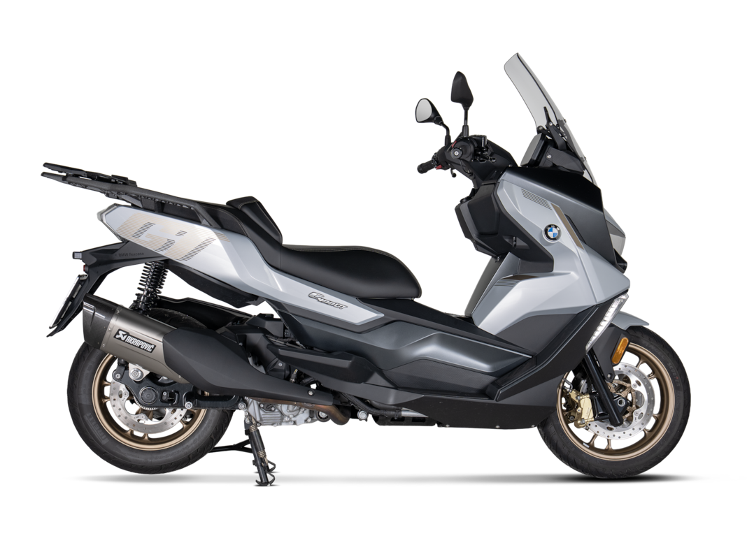 Sistema de escape Akrapovic Slip-On Line (Titanio) para BMW C400X, C400GT, 2025-