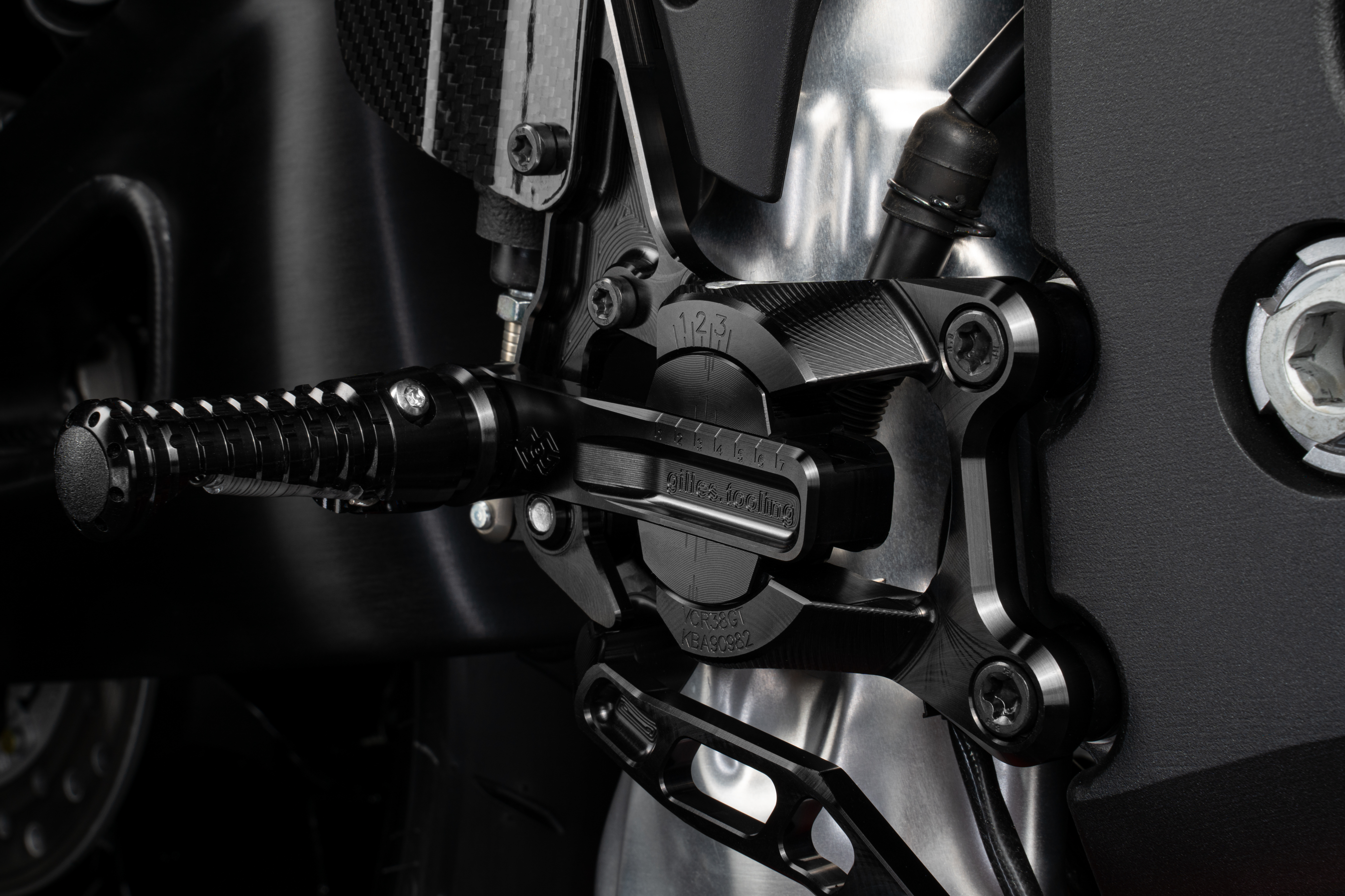 Sistema de estriberas GILLES VCR reposapiés Honda CBR600RR 2023-