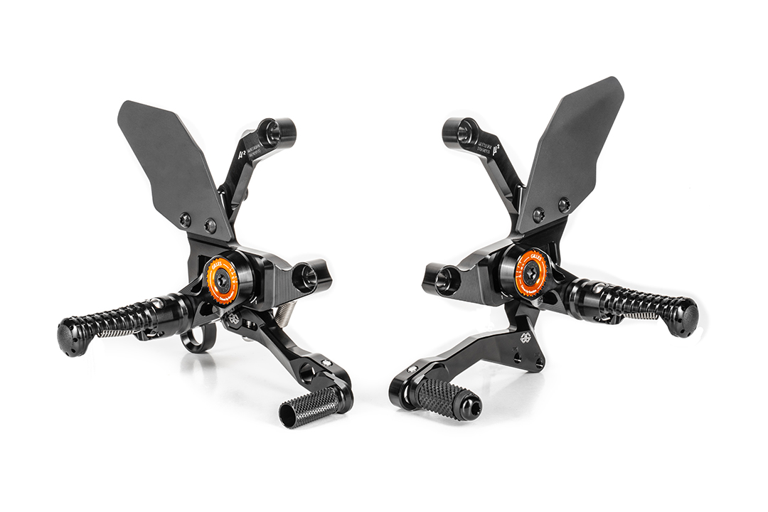 GILLES MUE2 reposapiés para KTM 1290 Super Duke R desde 2020-, 1390 Super Duke R 2023-