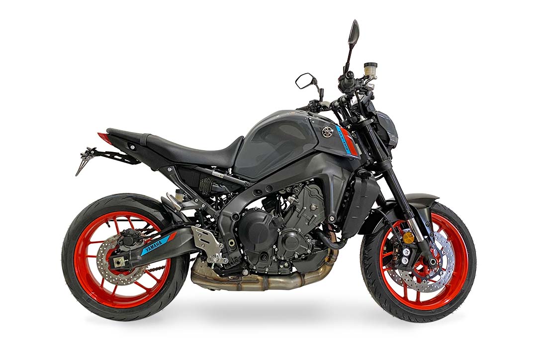 Soporte de matrícula alpha Technik para Yamaha MT-09 / MT-09 SP, Tipo RN69 / RN82 / RN83, a partir del año de modelo 2021-