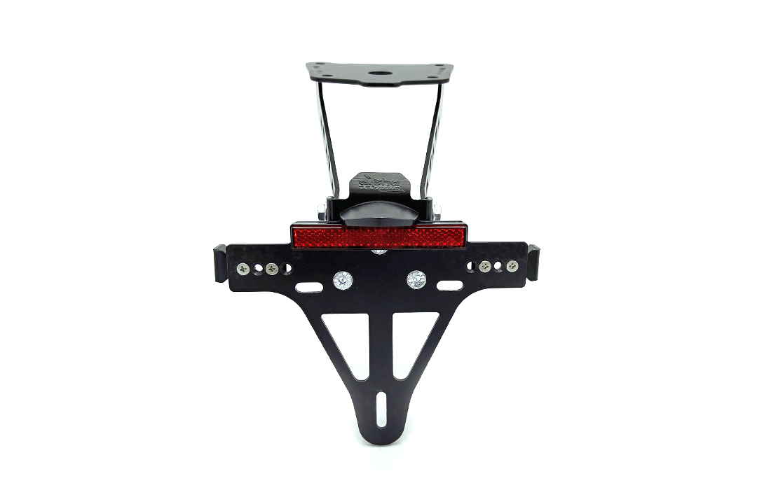 Soporte de matrícula alpha Technik para Kawasaki Z900RS Cafe, Tipo ZR900C / ZR900K / ZR902A, a partir del año de modelo 2018-