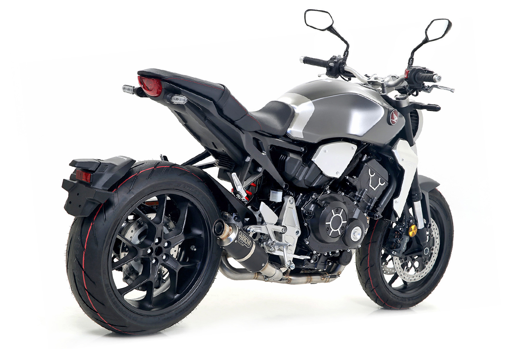Escape ARROW DARK GP2 para Honda CB1000R 2018- y 2021- de acero inoxidable