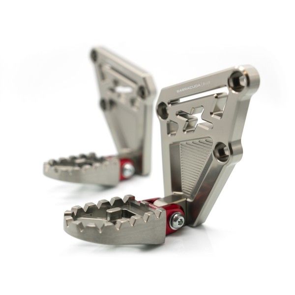 reposapiés para el piloto HONDA X-ADV