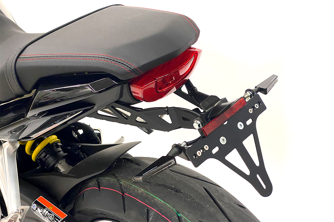 Soporte de matrícula alpha Technik para Honda CB650R / CBR650R / CB 1000 Hornet, a partir del año de modelo 2021