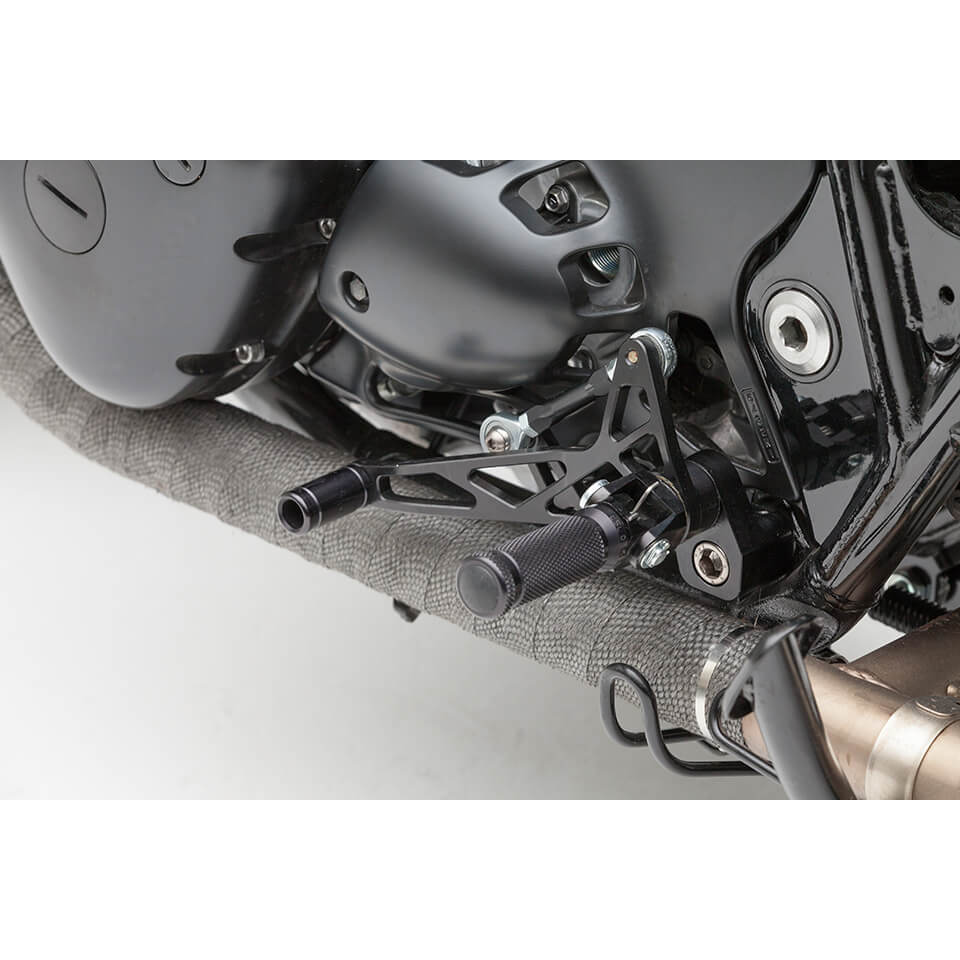 LSL Reposapiés Midi, para Kawasaki W800, negro