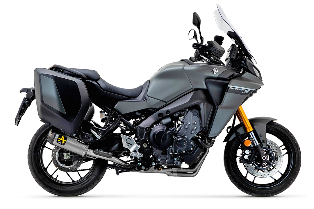 Escape ARROW WORKS para Yamaha Tracer 9 / GT 2021-; Titanio con tapa de carbono
