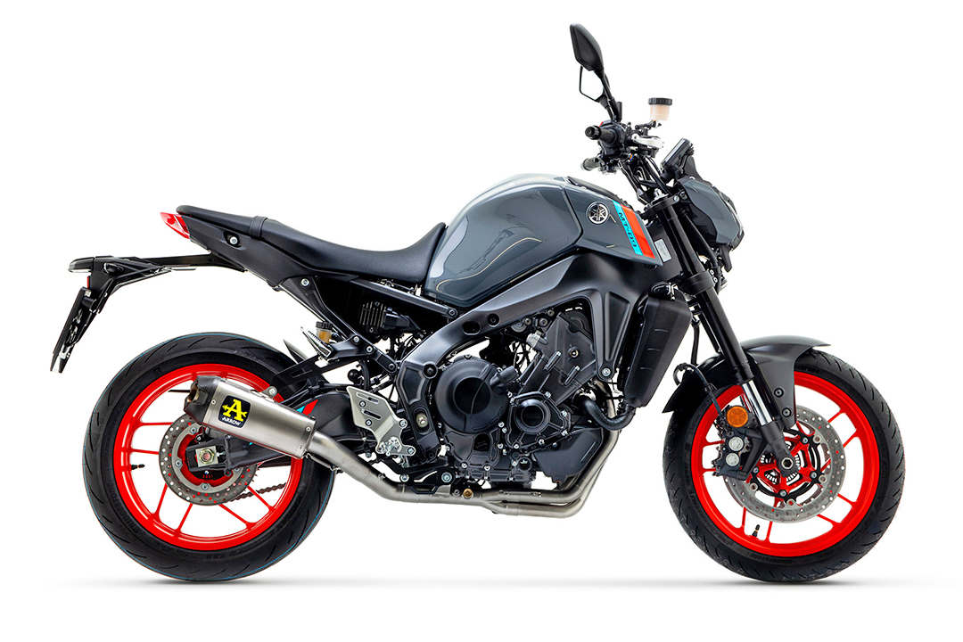 Escape ARROW WORKS para Yamaha MT09 2021-, Titanio y Carbono