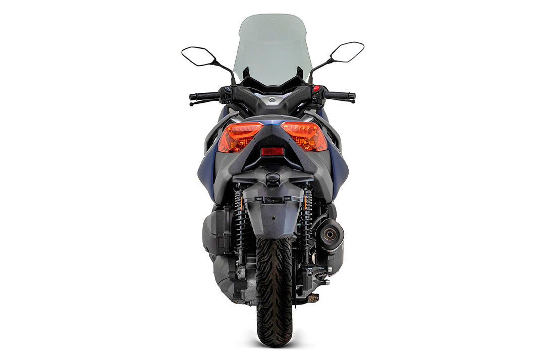 Escape ARROW DARK URBAN para Yamaha X-Max 300 y Tricity 300 desde el año de modelo 2021-, con tapa de extremo de acero inoxidable
