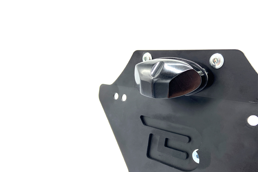 Luz de matrícula LED "Micro Space" de aluminio negra con homologación E