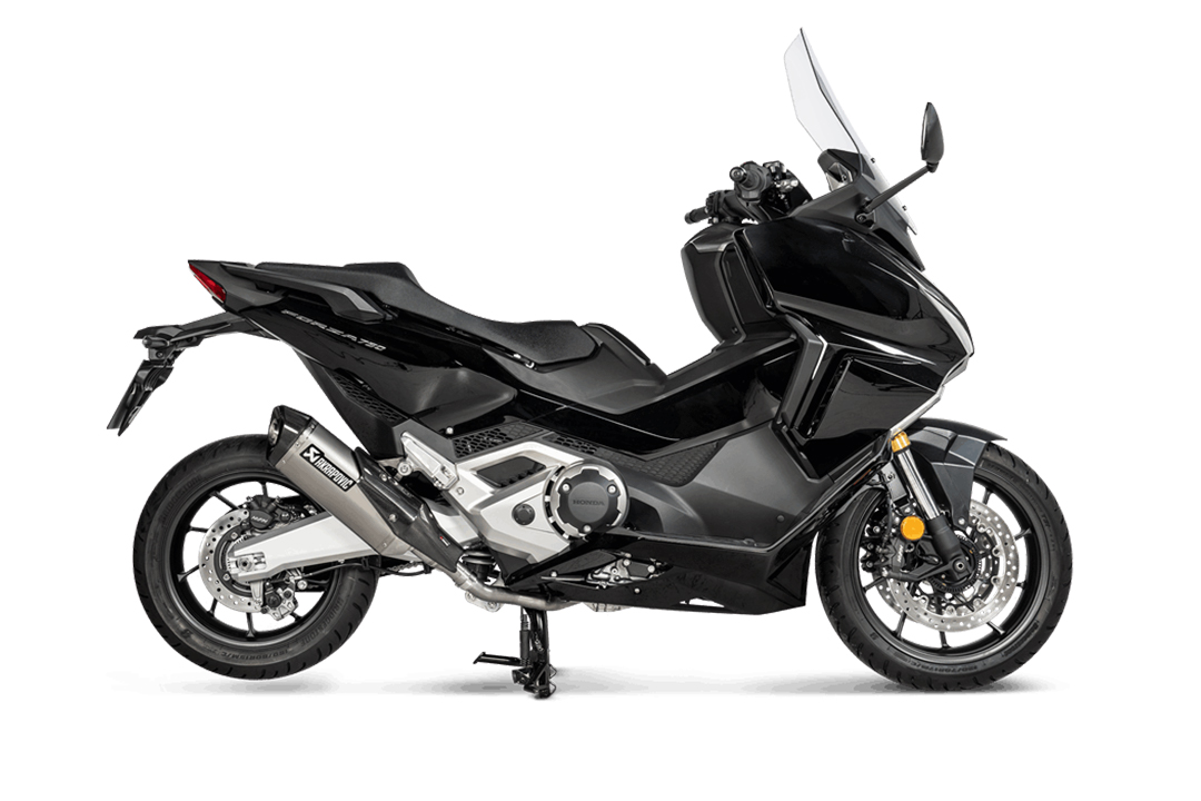 Escape Akrapovic Slip-On Line (Titanio) para Honda X-ADV a partir del año de modelo 2017-2023 y Forza 750 a partir del año de modelo 2021-2023
