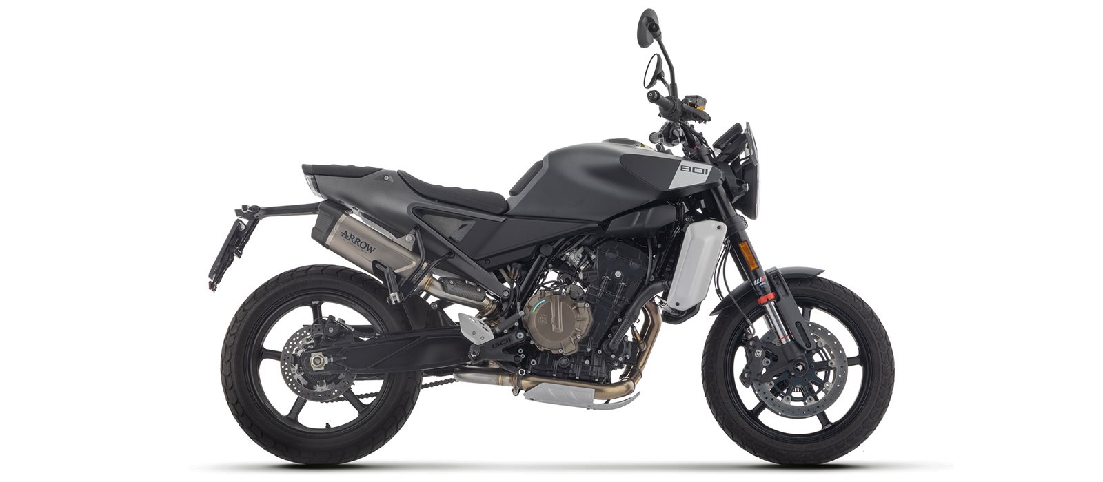 ARROW Silenciador INDY RACE EVO con cubierta de titanio para Husqvarna Svartpilen 801, año de modelo 2024-