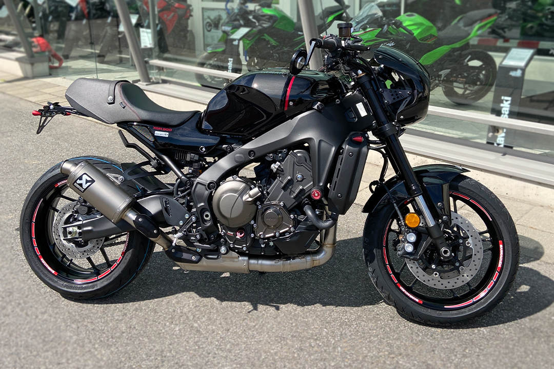 Akrapovic Racing Line (Titanium) sistema de escape para Yamaha XSR 900 a partir del año del modelo 2022-