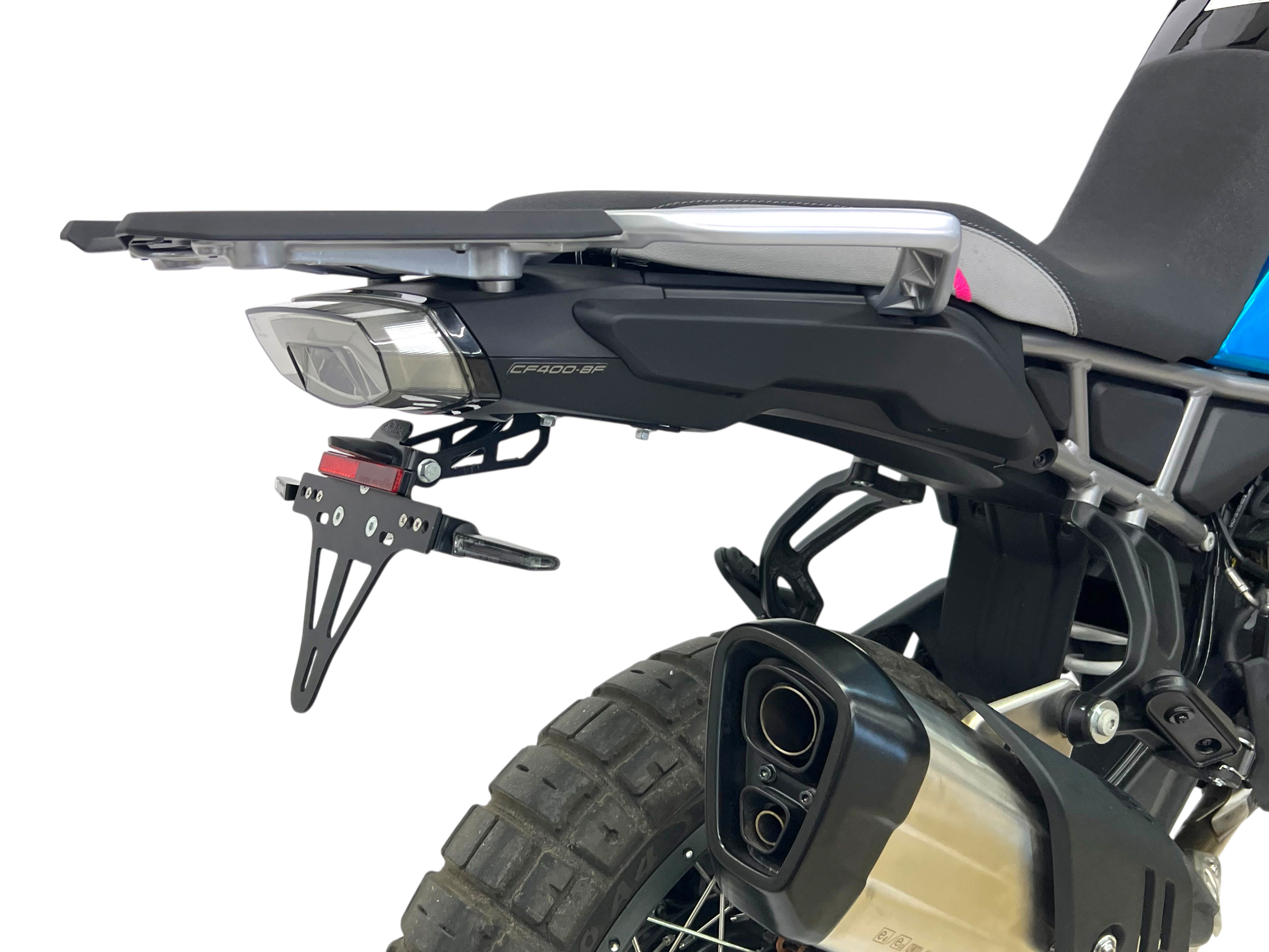 Soporte de matrícula alpha Technik CF Moto 400 MT, año de modelo 2024-