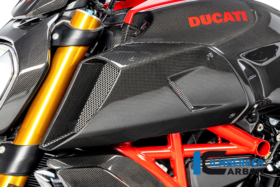 Carenado del conducto de admisión de aire de carbono Ilmberger lado izquierdo, brillante, Ducati Diavel 1260, 2019-