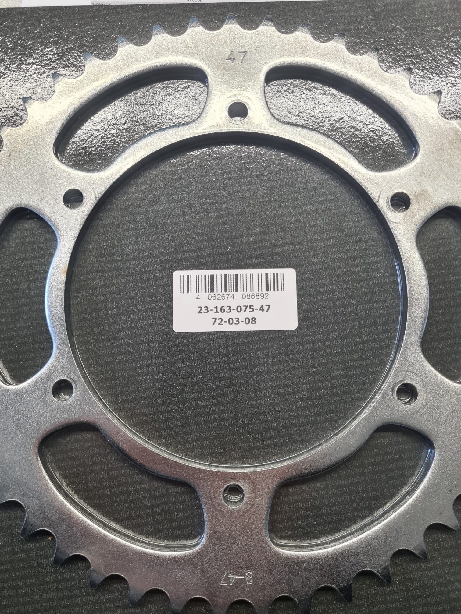 corona de acero, 47 dientes, paso 520