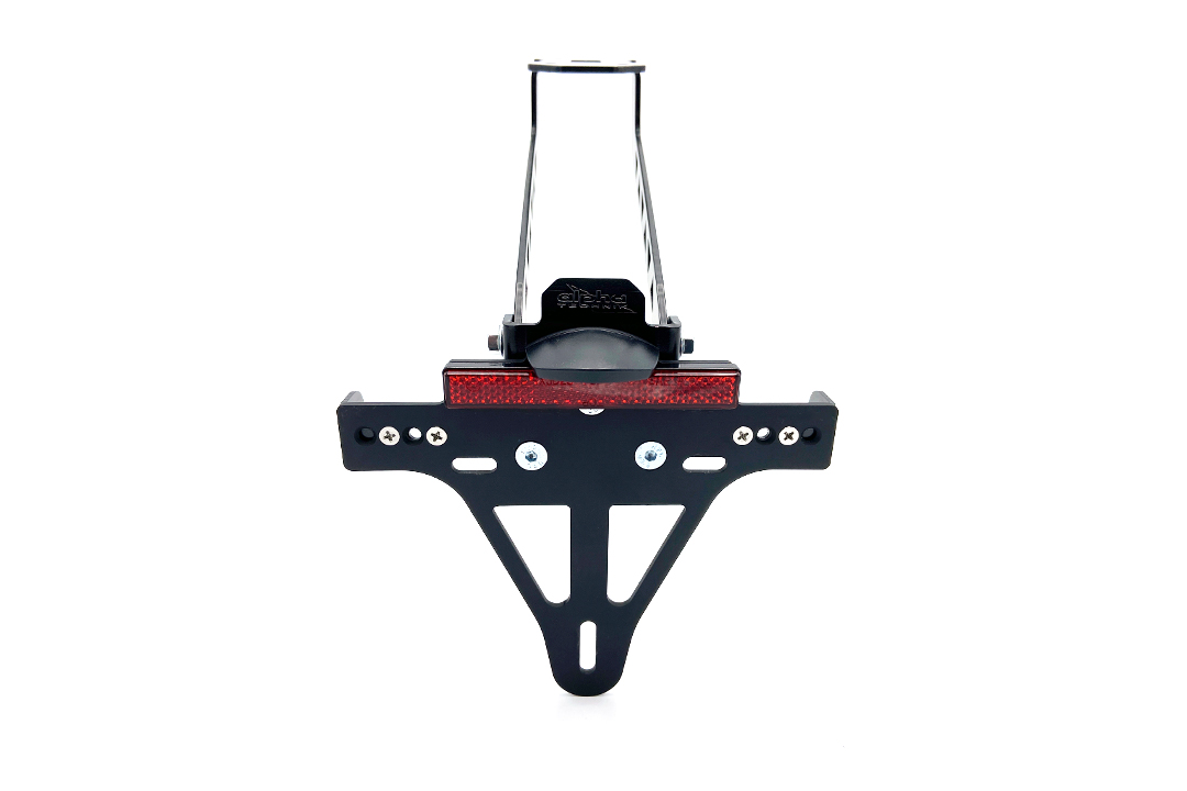 Soporte de matrícula alpha Technik para Kawasaki Versys 1000, Tipo LZT00B, Año del modelo 2017-2018