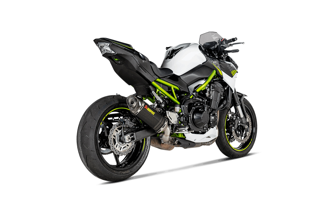 Escape Akrapovic Slip-On Line (Carbono) para Kawasaki Z900 a partir del año modelo 2017-