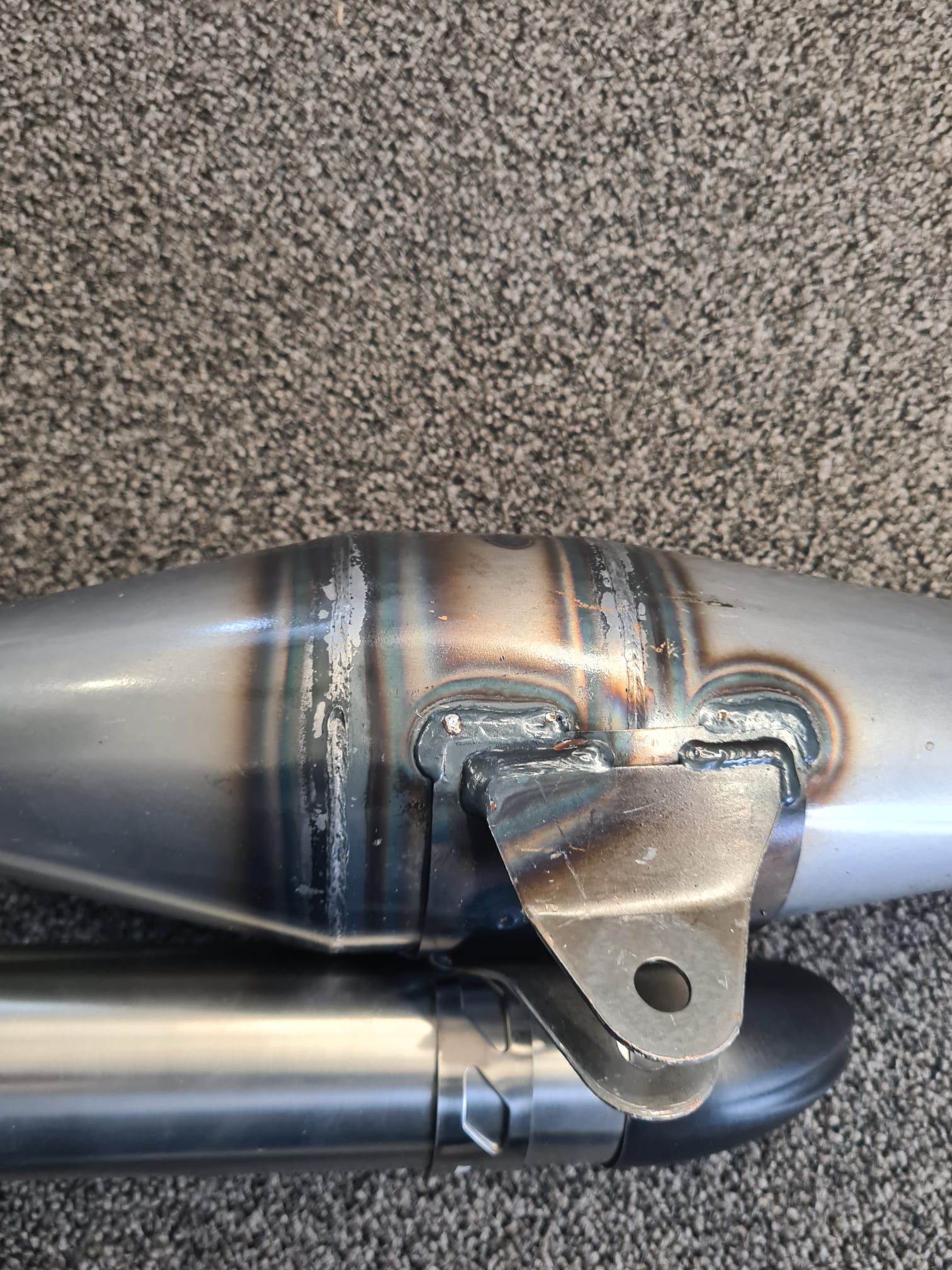 Escape GIANNELLI REKORD para diversos scooters MBK y Yamaha