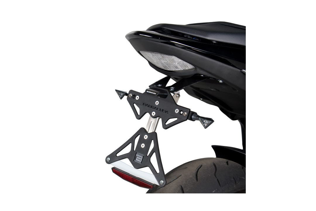Soporte de matrícula Barracuda para Suzuki GSR 750