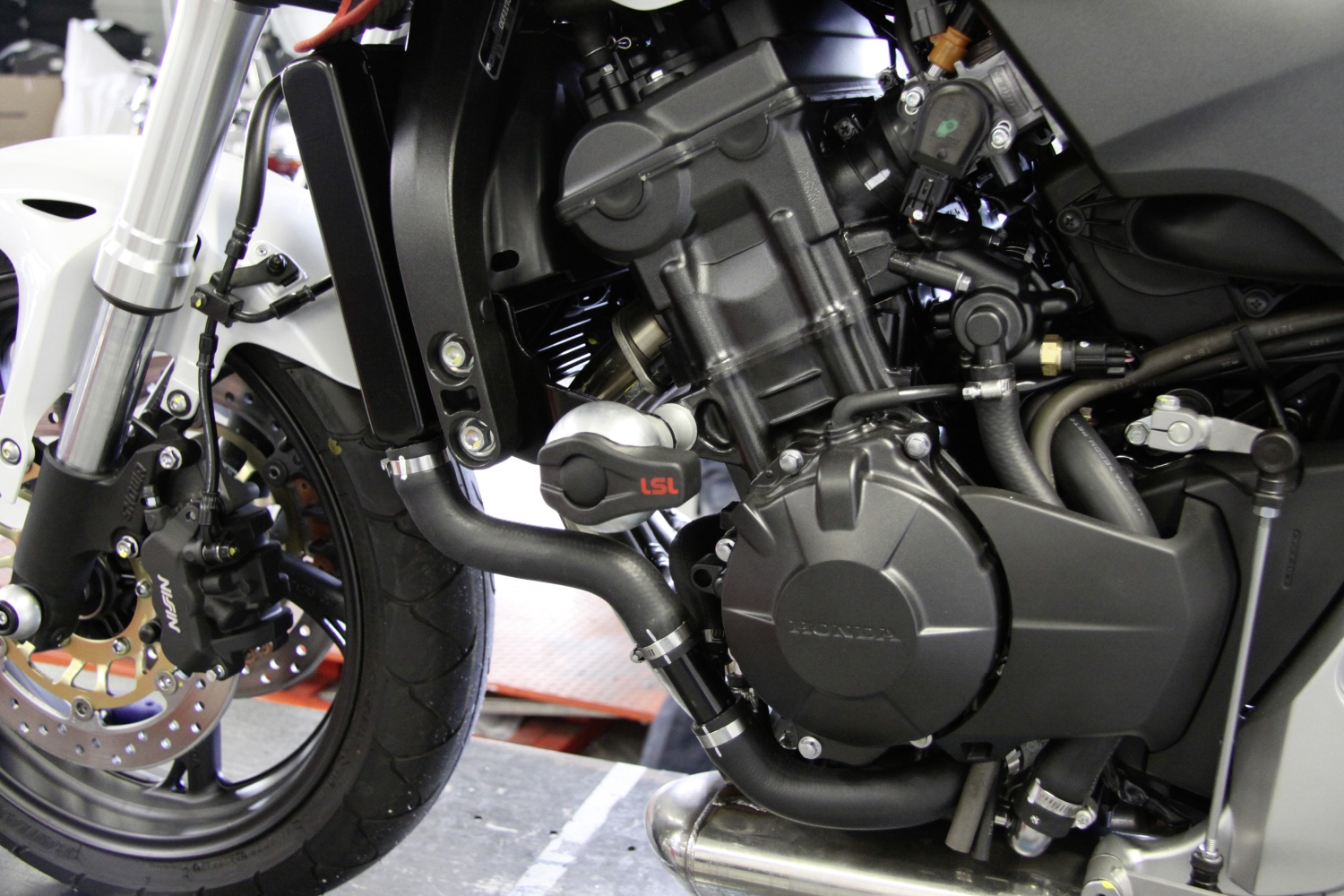 Kit de montaje LSL Crash Pad para Honda CBR600F, 2011- / Hornet 600, 2011-