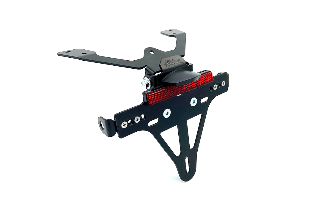 Soporte de matrícula alpha Technik para Kawasaki ER-6F / ER-6N; Tipo EX650C / ER650C; Año del modelo 2009 - 2011